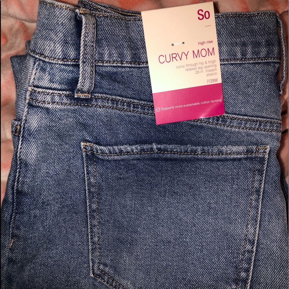 New Mom Jeans ! (Still have tags on them)